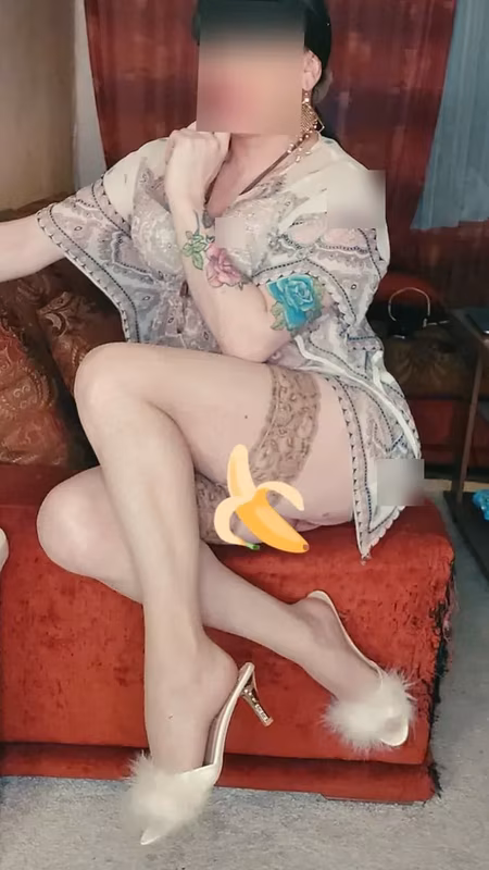 NaughtyNika